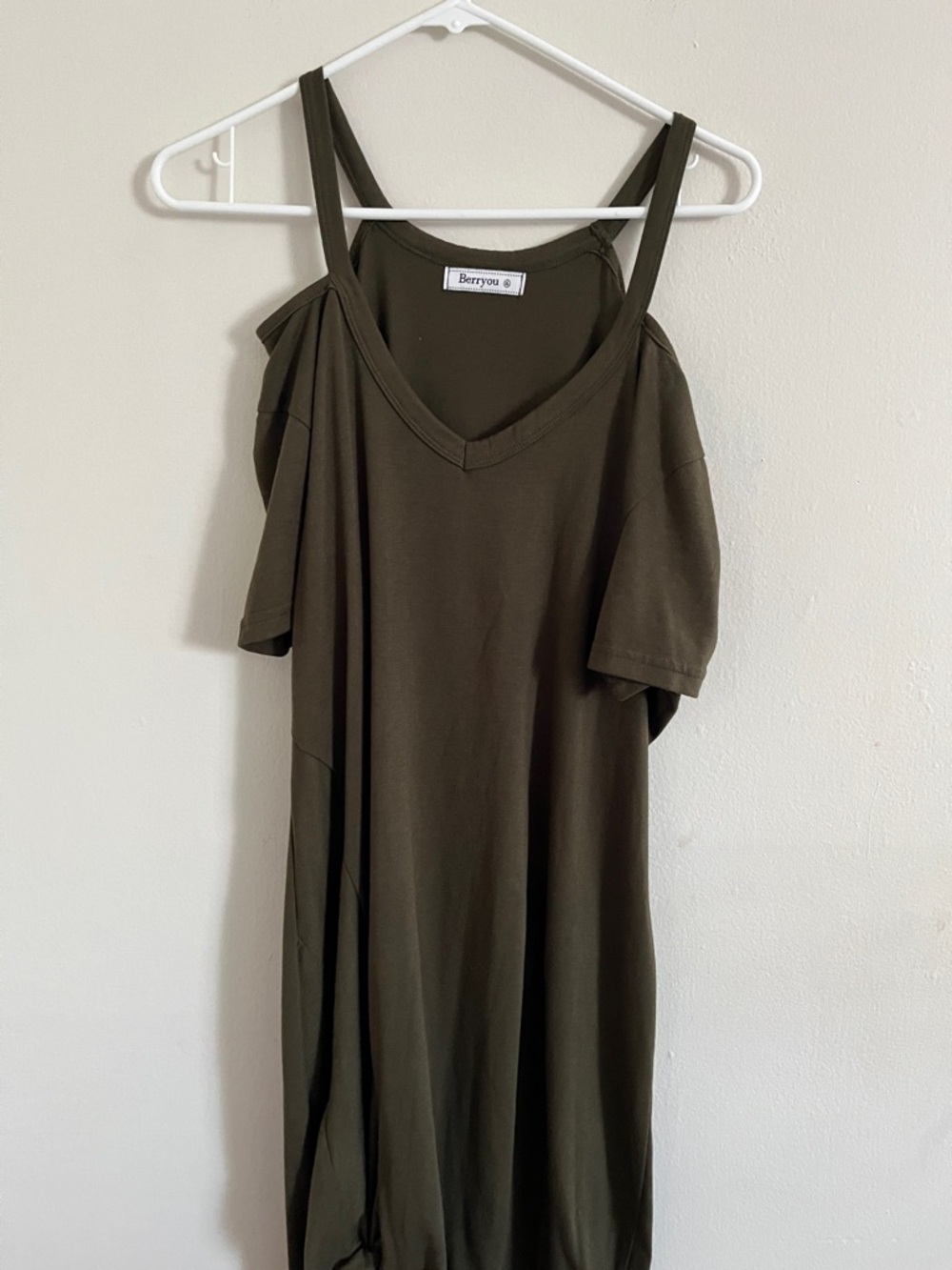 Berryou Olive One-Shoulder Maxi Dress